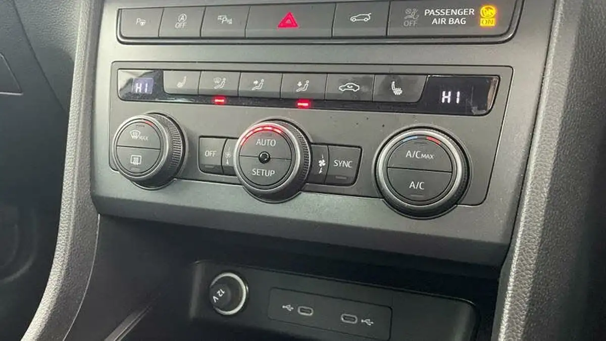 2023-cupra-ateca-20-tsi-vz2-big-11