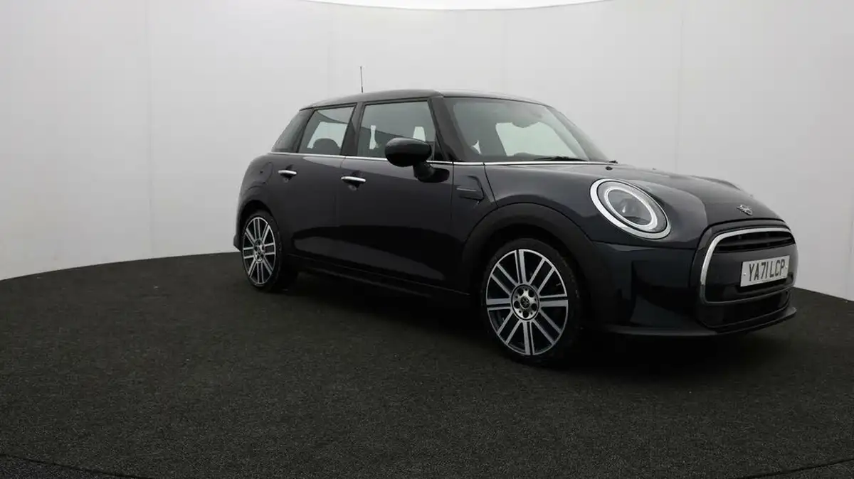 2022-mini-cooper-15-cooper-exclusive-hatchback-5d-auto-big-0