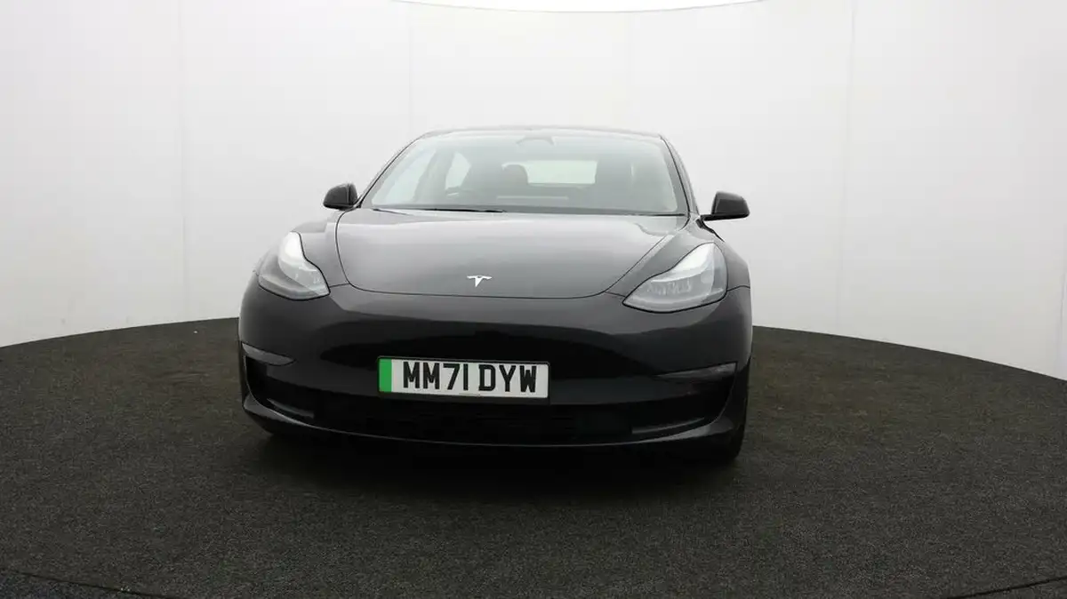 2022-tesla-model-3-e-long-range-big-55