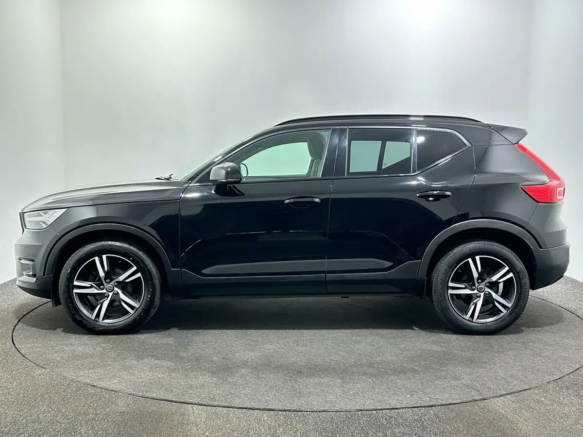 2021-volvo-xc40-15-t3-r-design-161bhp-big-4