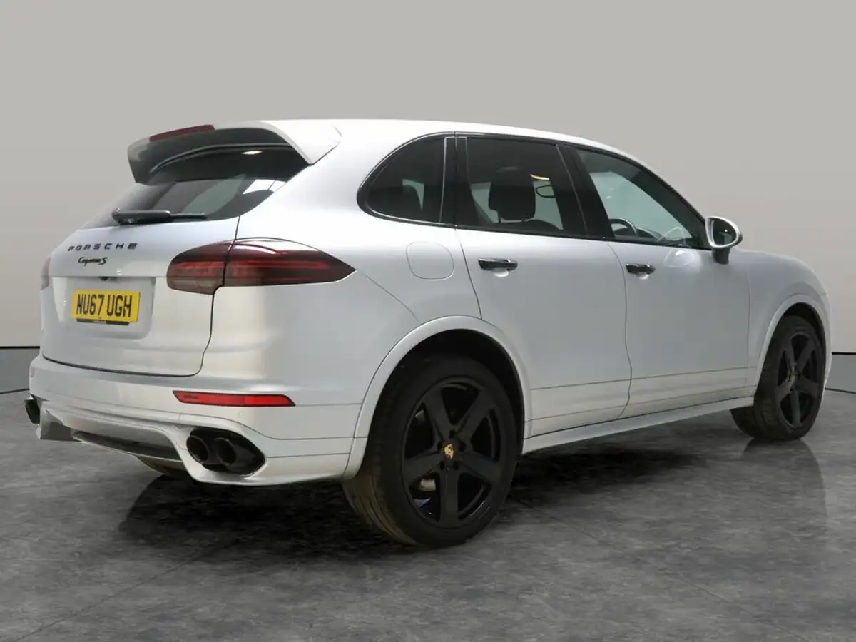 2017-porsche-cayenne-42td-s-diesel-platinum-edition-big-10