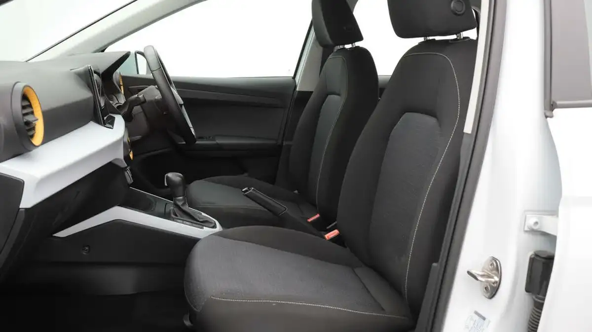 2022-seat-arona-10-tsi-se-technology-big-14
