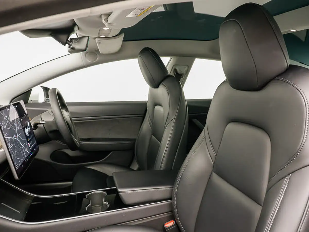 2020-tesla-model-3-e-long-range-big-6