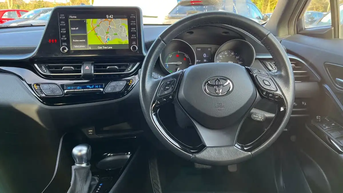 2021-toyota-c-hr-18-vvt-i-design-big-5