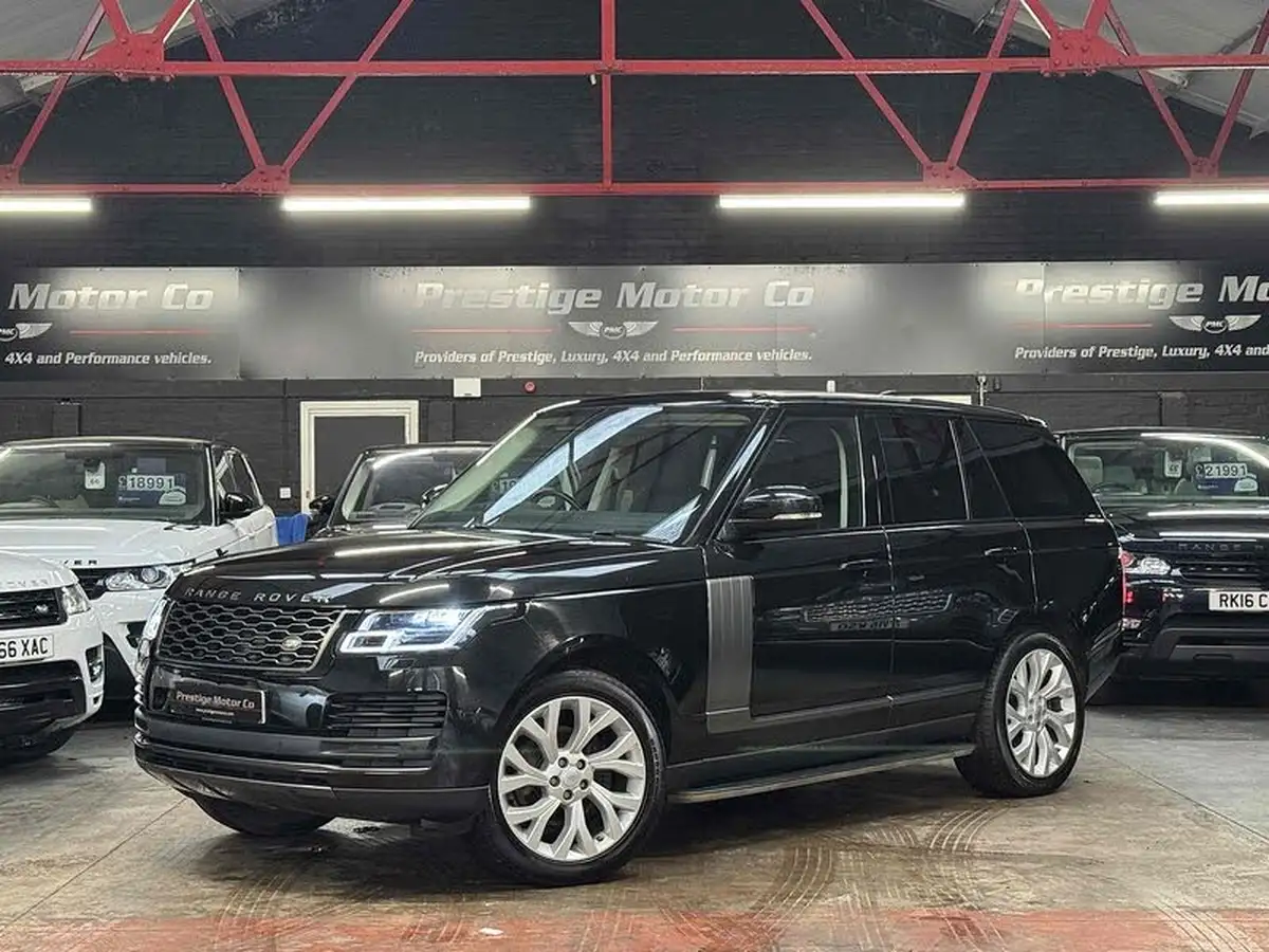 2019-land-rover-range-rover-30-sd-v6-vogue-big-0