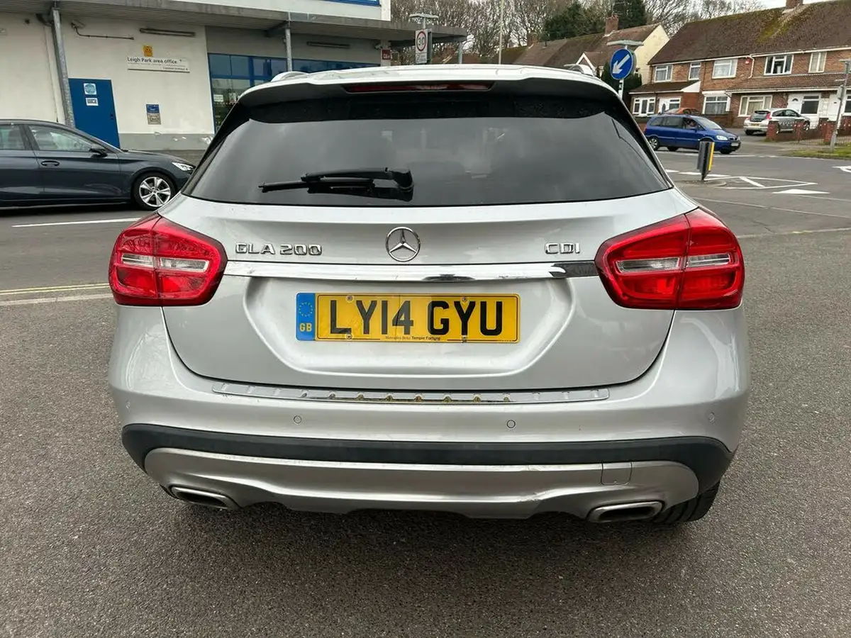 2014-mercedes-benz-gla-class-21cdi-se-premium-plus-136bhp-200-7g-dct-big-6