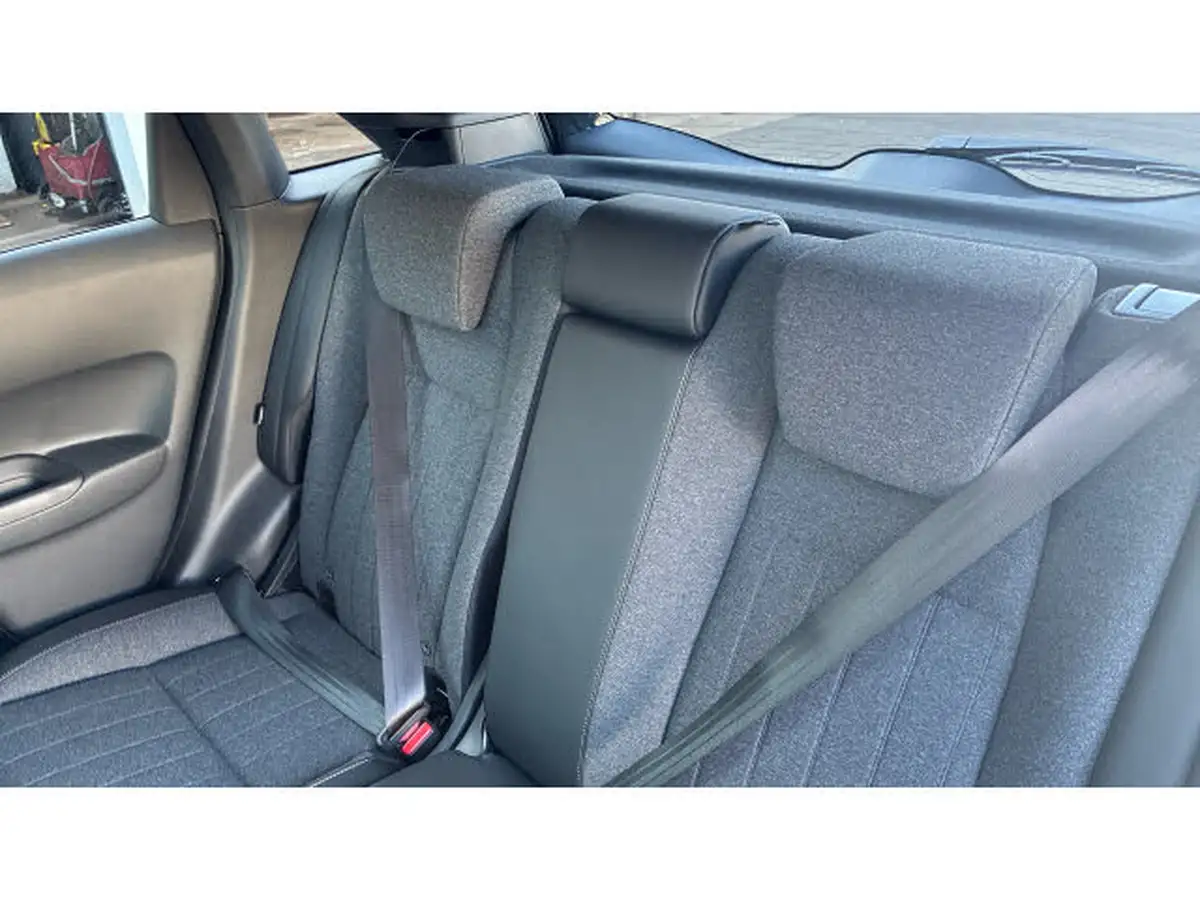 2023-honda-jazz-15-i-mmd-advance-big-7