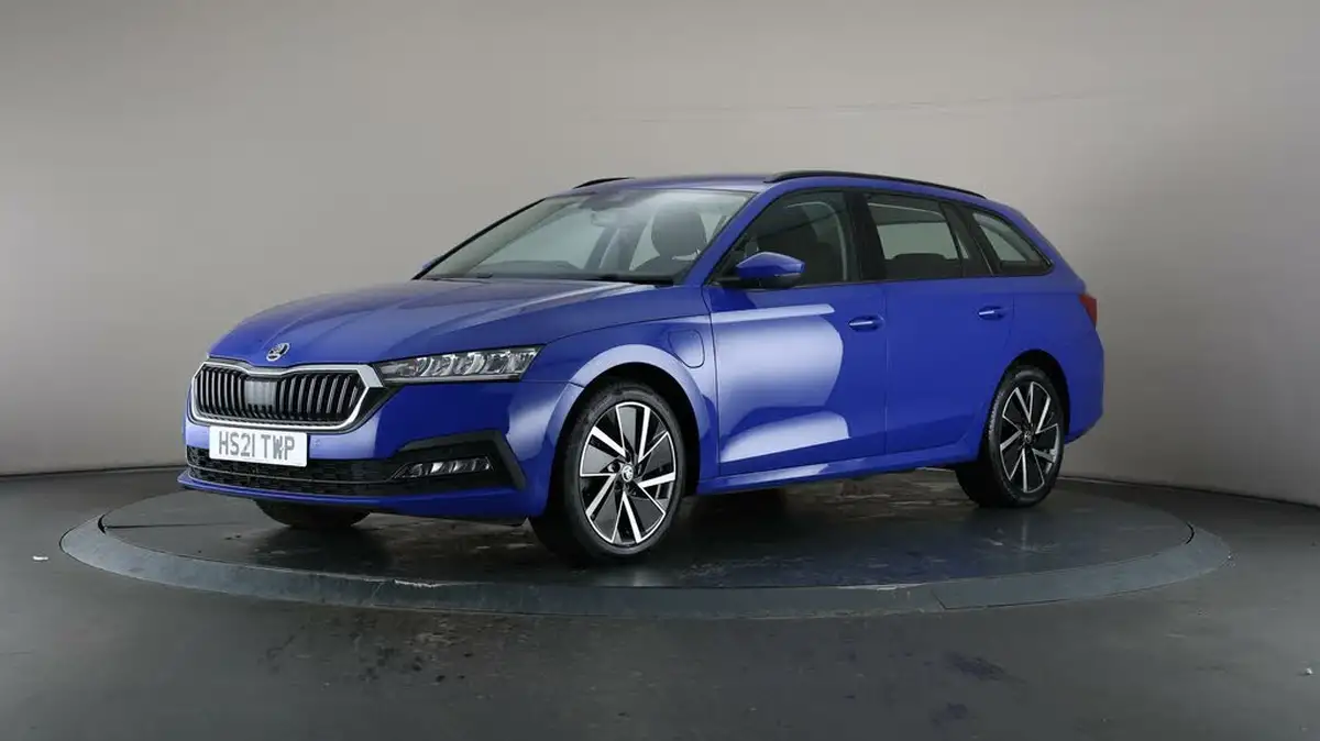 2021-skoda-octavia-14-tsi-se-technology-estate-big-3