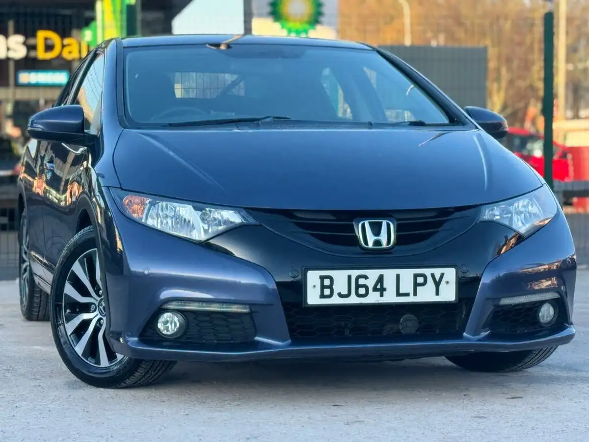 2014-honda-civic-16td-se-plus-t-hatchback-big-0