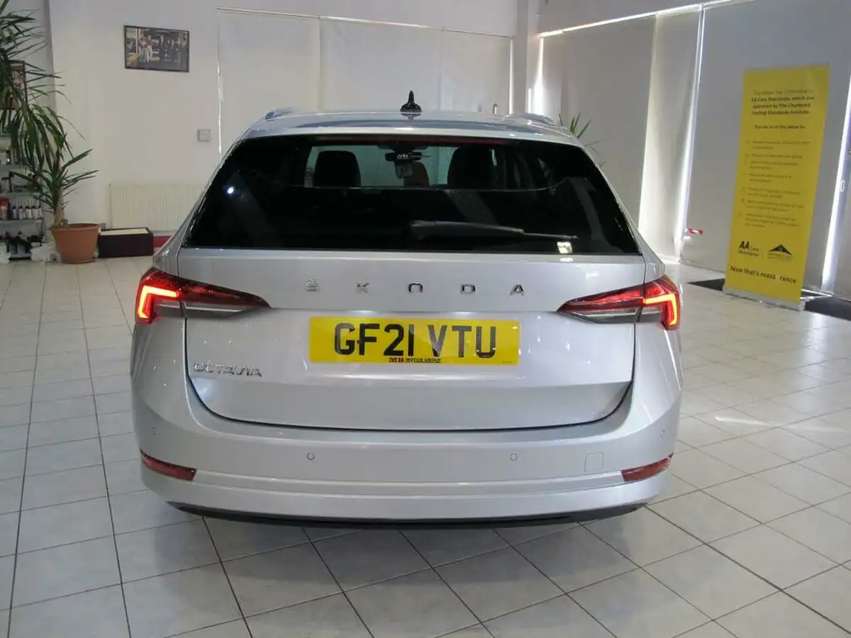2021-skoda-octavia-20tdi-se-l-150ps-estate-dsg-big-64