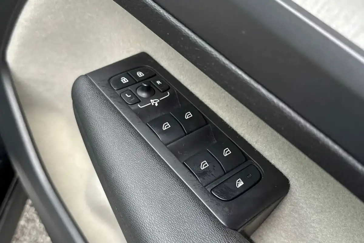 2020-volvo-xc40-20-t4-inscription-pro-big-20