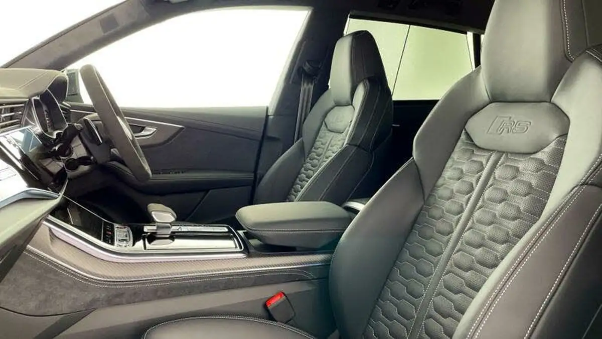 2024-audi-rs-q8-40-tfsi-launch-edition-big-42