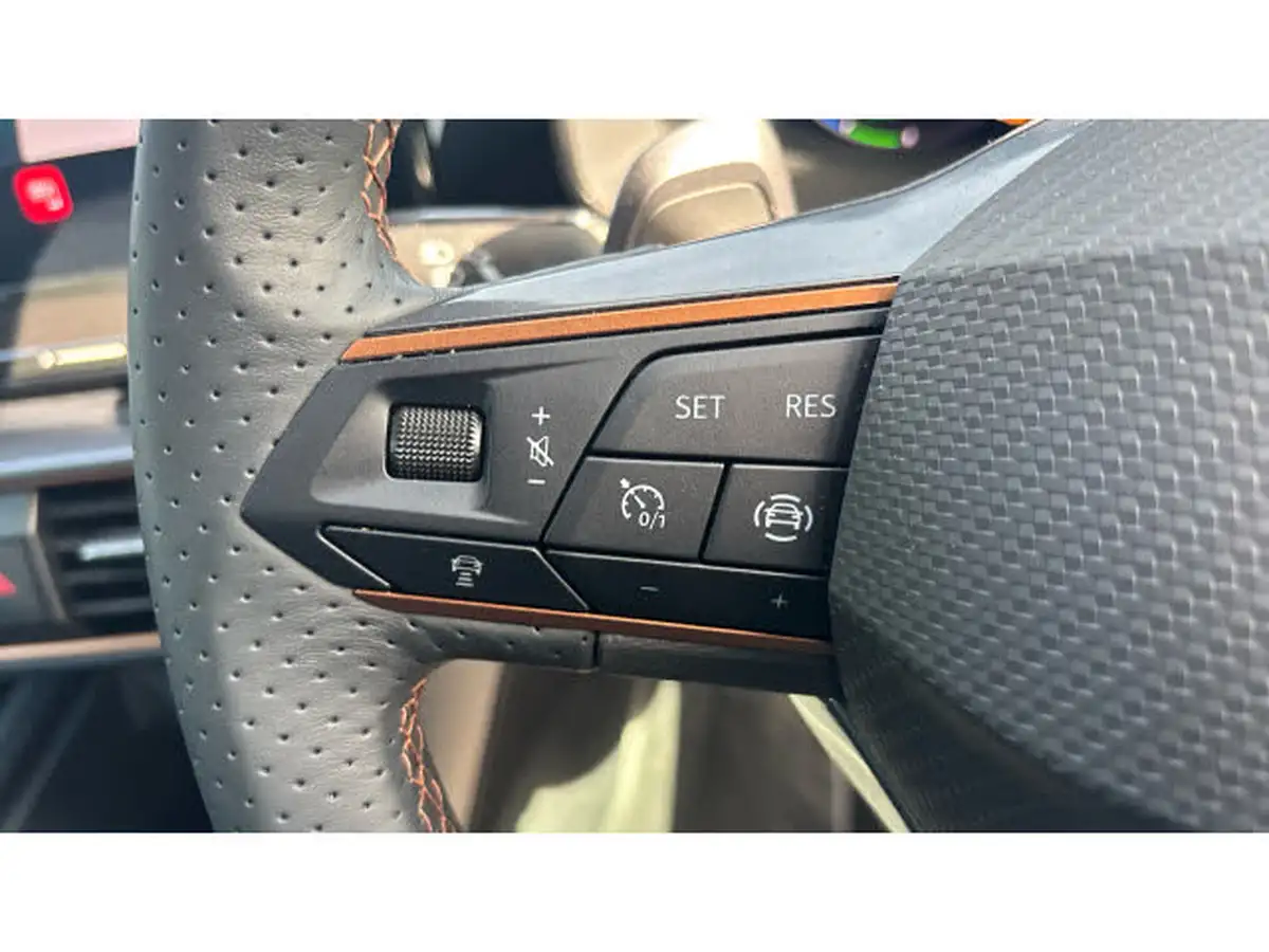 2024-cupra-formentor-14-e-hybrid-v2-big-16
