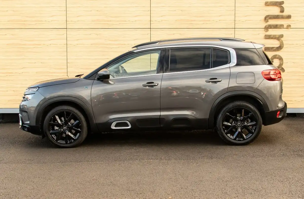 2021-citroen-c5-aircross-16-puretech-shine-plus-5d-big-14