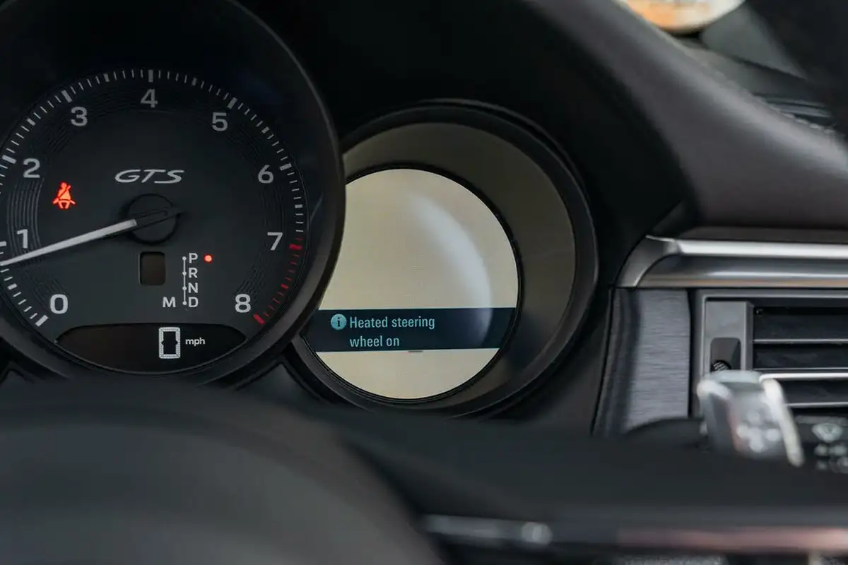 2022-porsche-macan-29-v6-gts-big-49