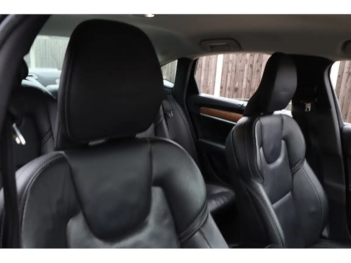 2019-volvo-s90-20-t8-inscription-pro-big-24