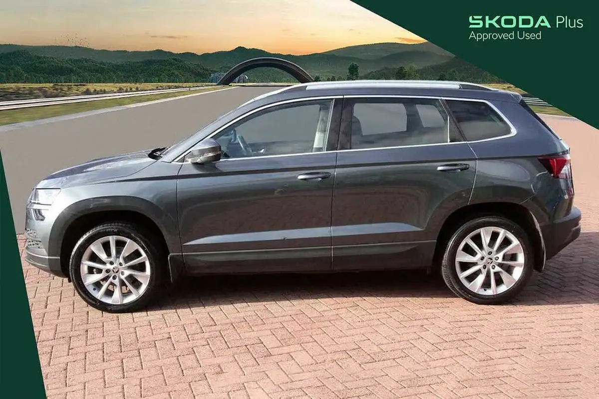 2019-skoda-karoq-15-tsi-se-l-dsg-big-7