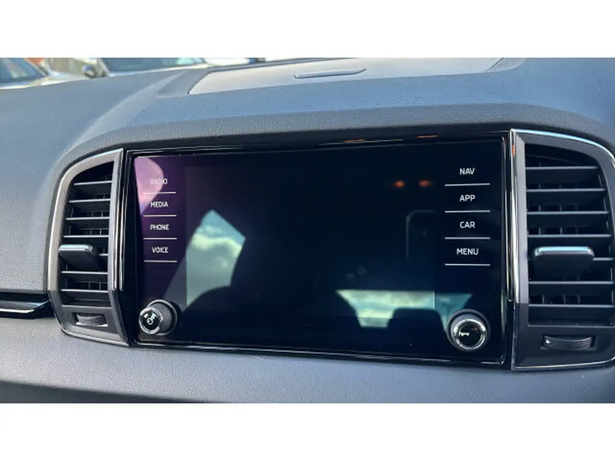 2024-skoda-karoq-15-tsi-se-l-dsg-big-11