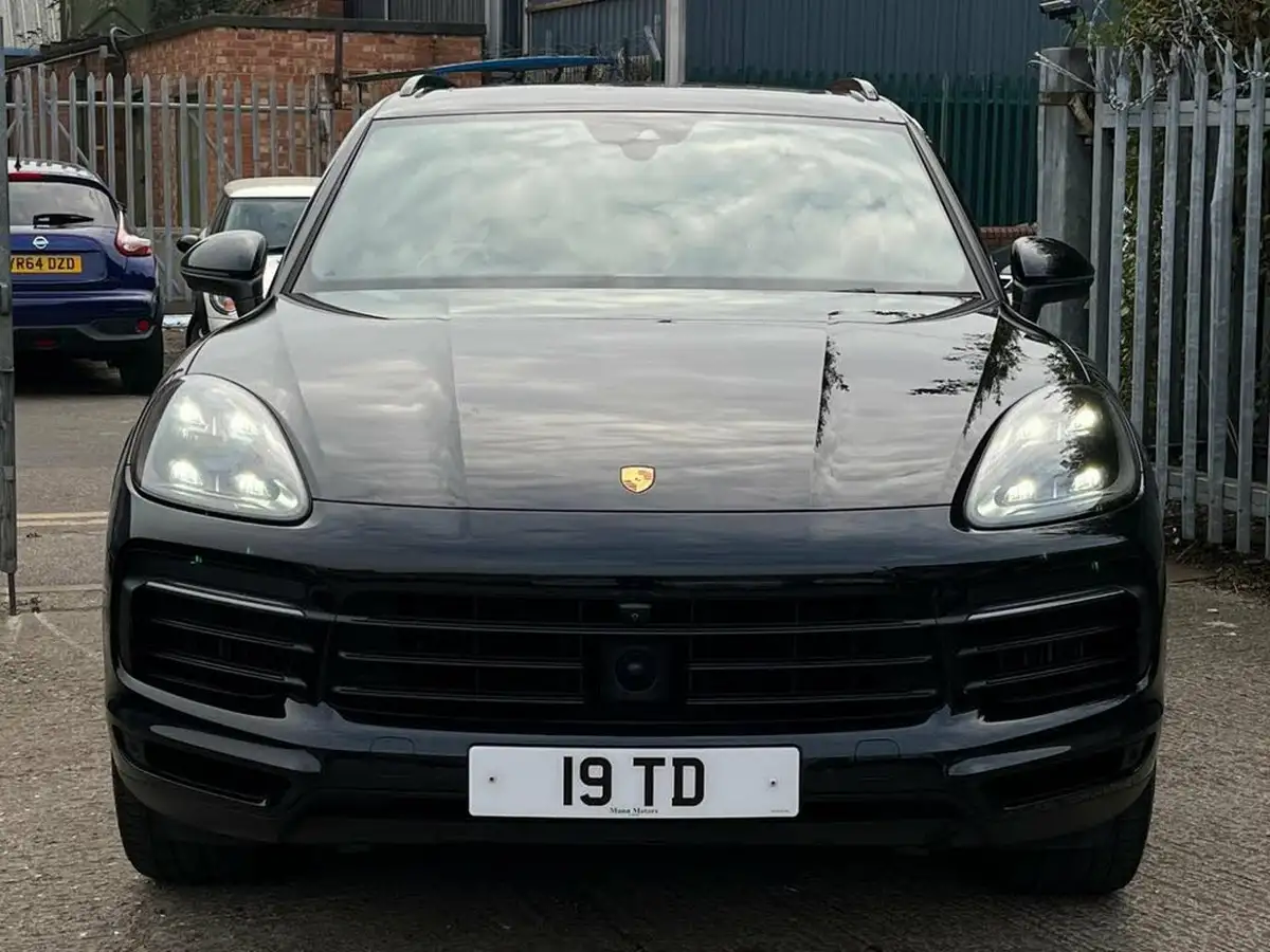 2018-porsche-cayenne-30-v6-s-big-3