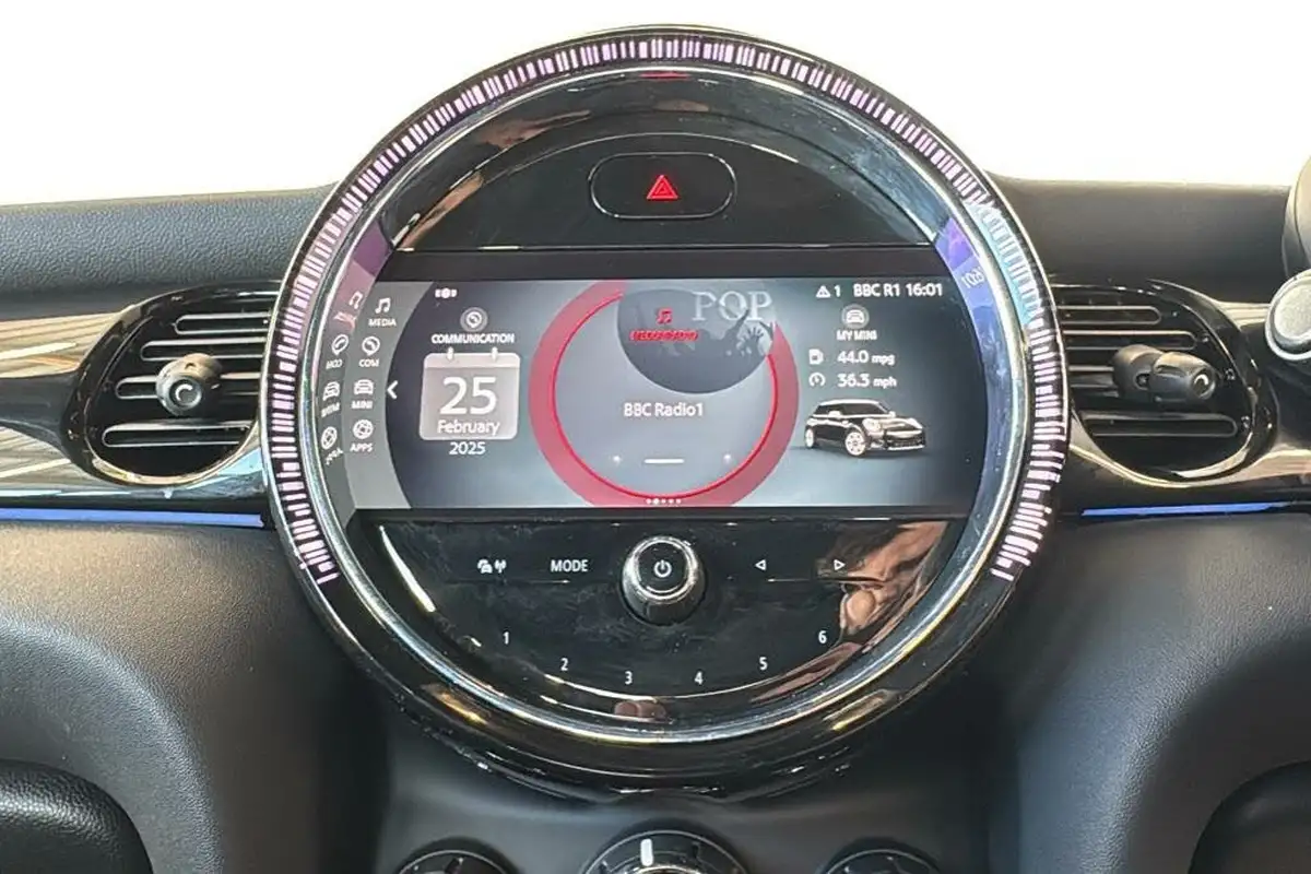 2021-mini-cooper-15-cooper-sport-hatchback-5d-auto-big-22