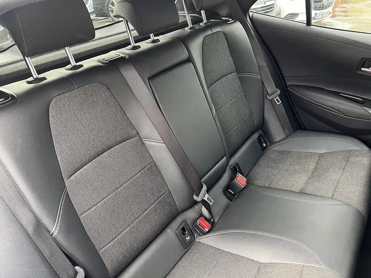 2022-toyota-corolla-18-vvt-i-design-120bhp-trk-hatchback-5d-big-16