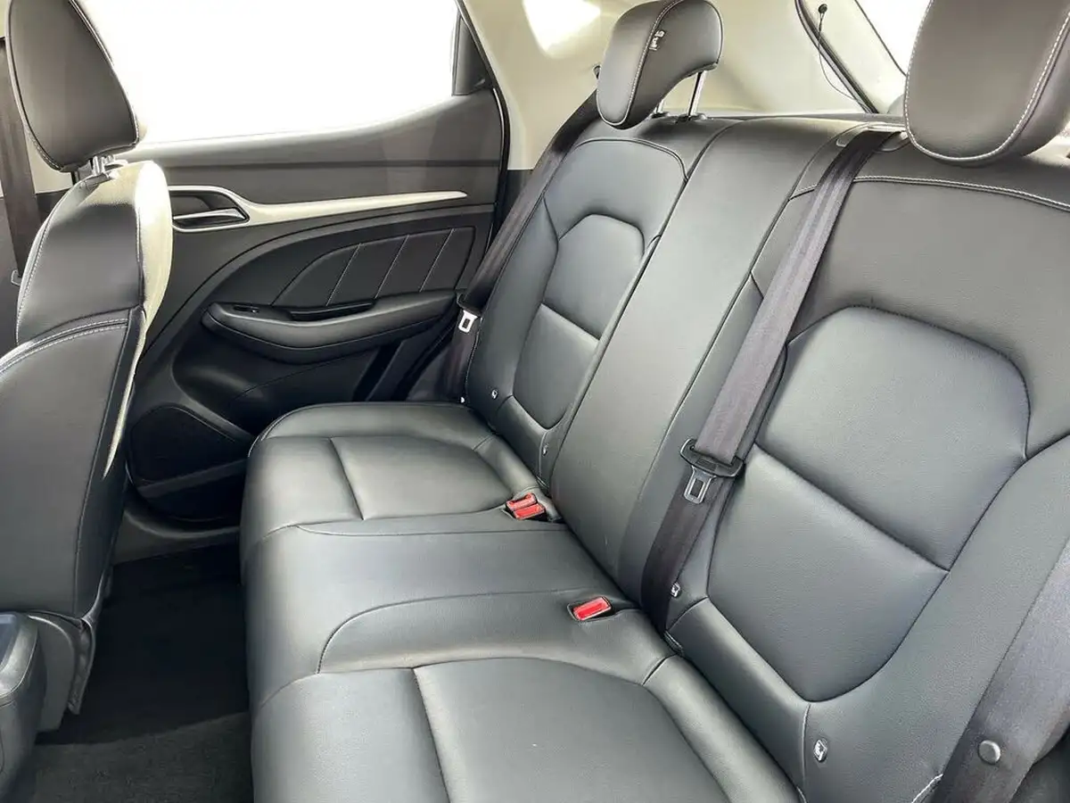 2020-mg-zs-suv-10t-gdi-exclusive-111ps-big-9