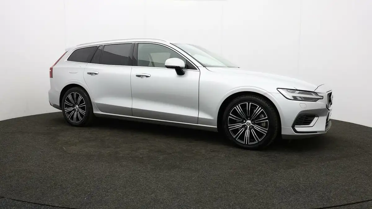2020-volvo-v60-20-t6-inscription-big-69