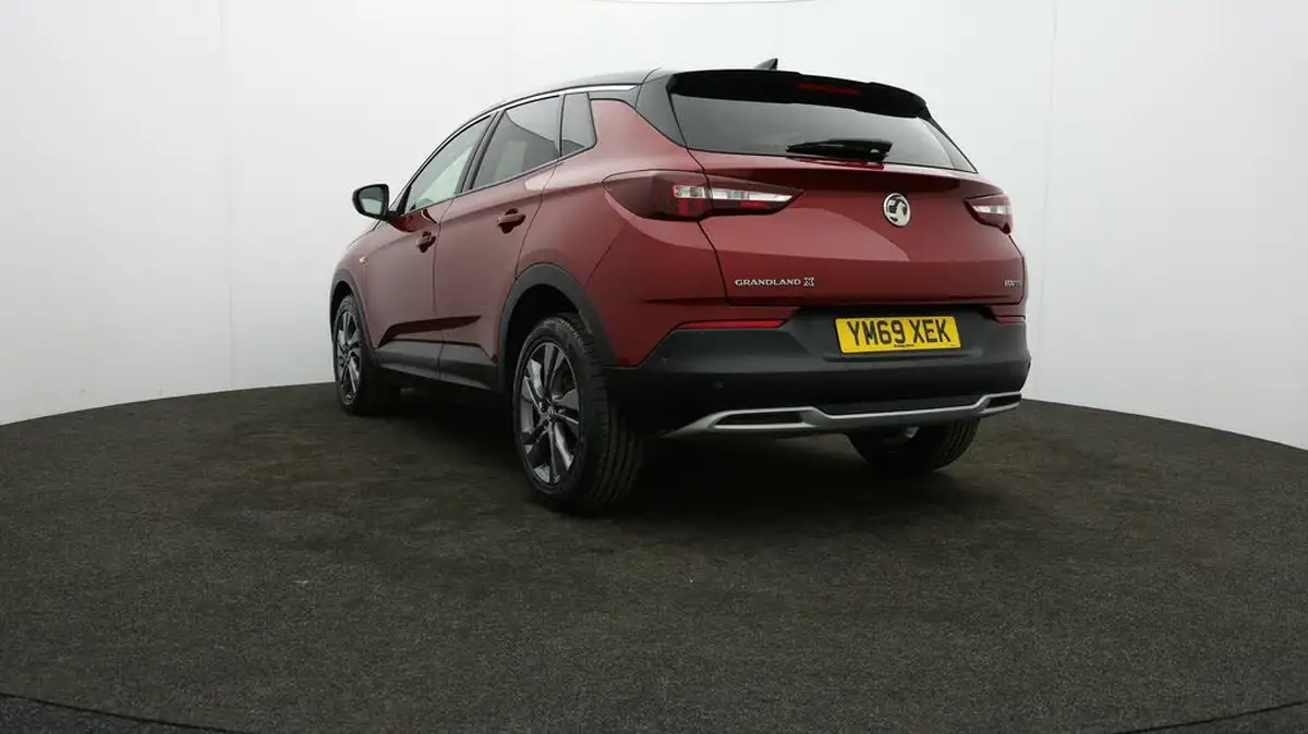 2020-vauxhall-grandland-x-12-sri-nav-big-76