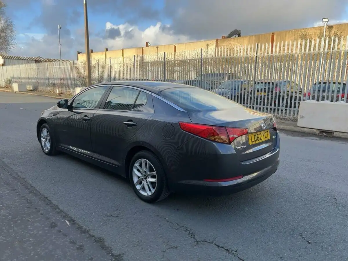 2012-kia-optima-17td-1-big-19