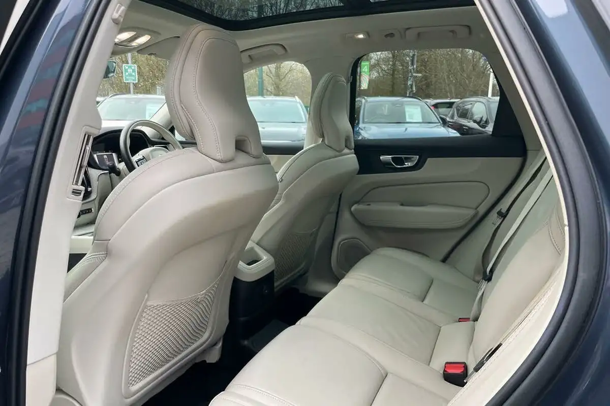 2022-volvo-xc60-20-t8-inscription-pro-455bhp-plug-in-hybrid-big-29