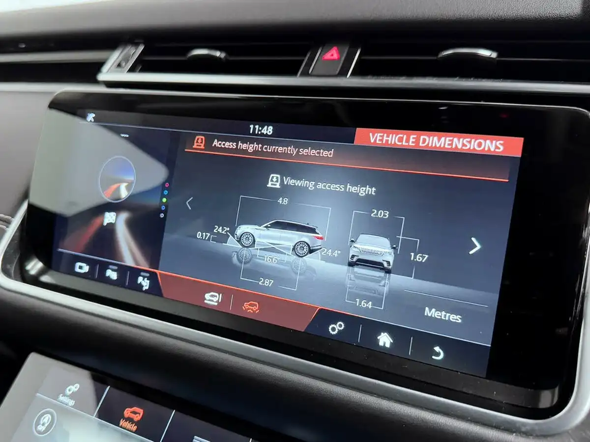 2018-land-rover-range-rover-velar-big-61