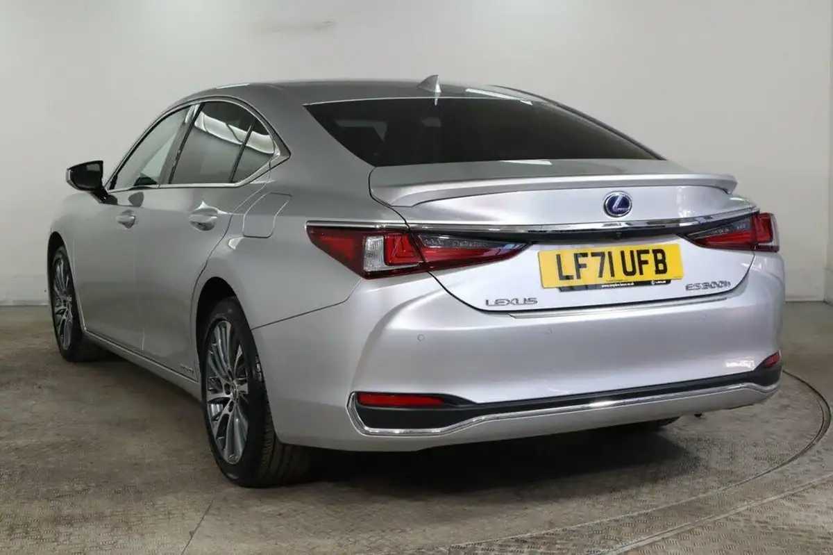 2021-lexus-es-300h-25-es-218bhp-without-navigation-big-6