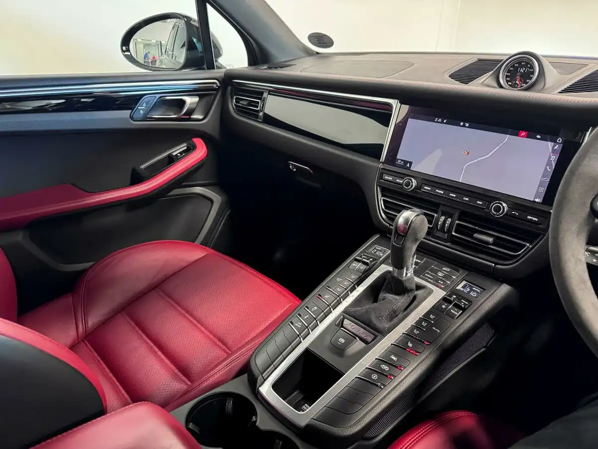 2021-porsche-macan-29-v6-gts-380ps-big-35