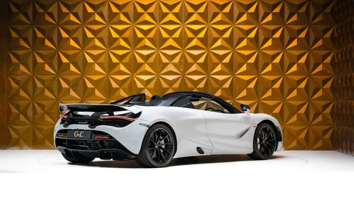 2020-mclaren-720s-40-720bhp-coupe-dct-big-3