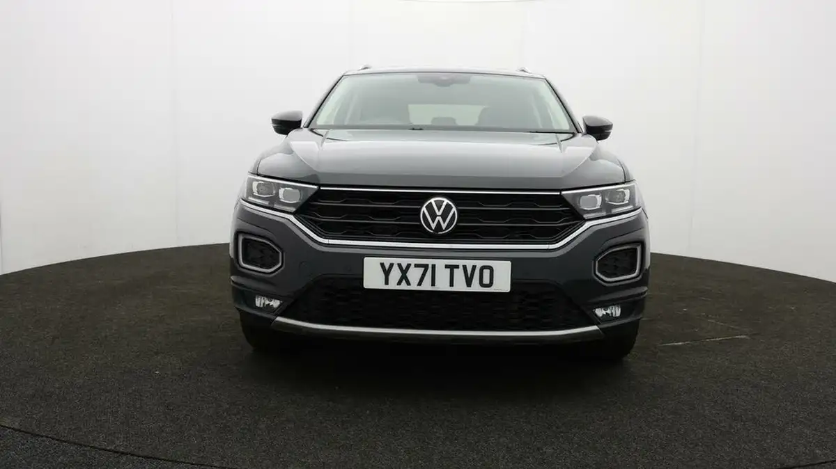 2021-volkswagen-t-roc-20-tsi-sel-big-47
