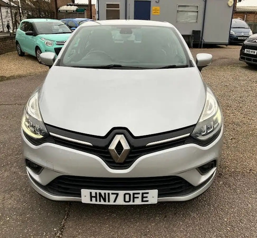 2017-renault-clio-12-tce-dynamique-s-nav-edc-auto-big-3