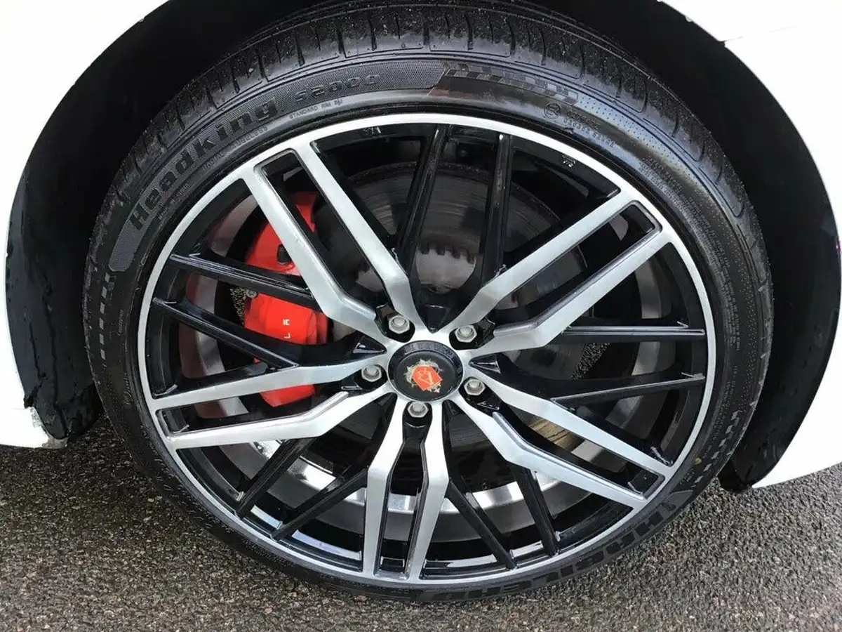 2019-tesla-model-3-e-4x4-performance-pack-big-37