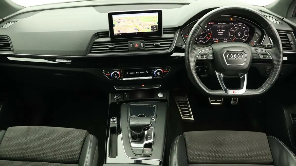 2019-audi-q5-20-45-tfsi-black-edition-big-12