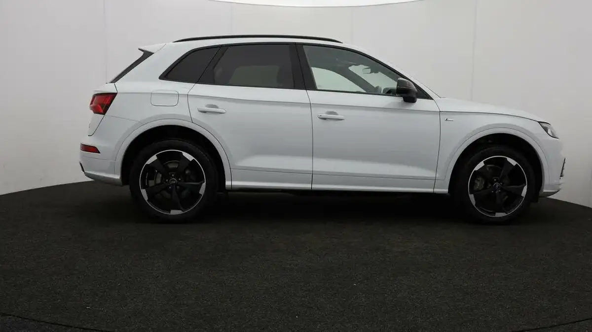 2019-audi-q5-20-45-tfsi-black-edition-big-36