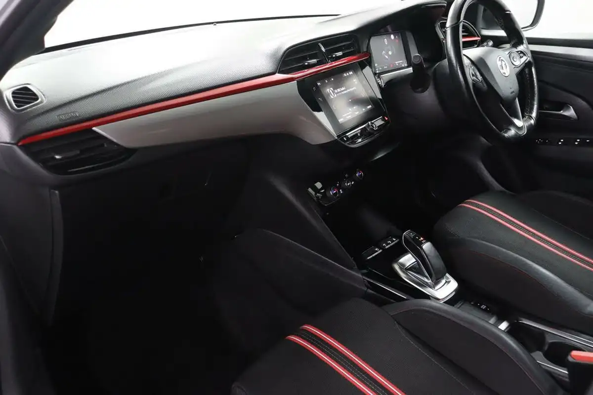 2022-vauxhall-corsa-e-sri-premium-big-33