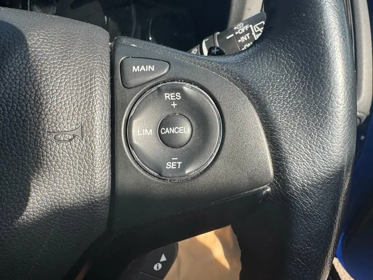 2019-honda-hr-v-15-i-vtec-se-cvt-big-17