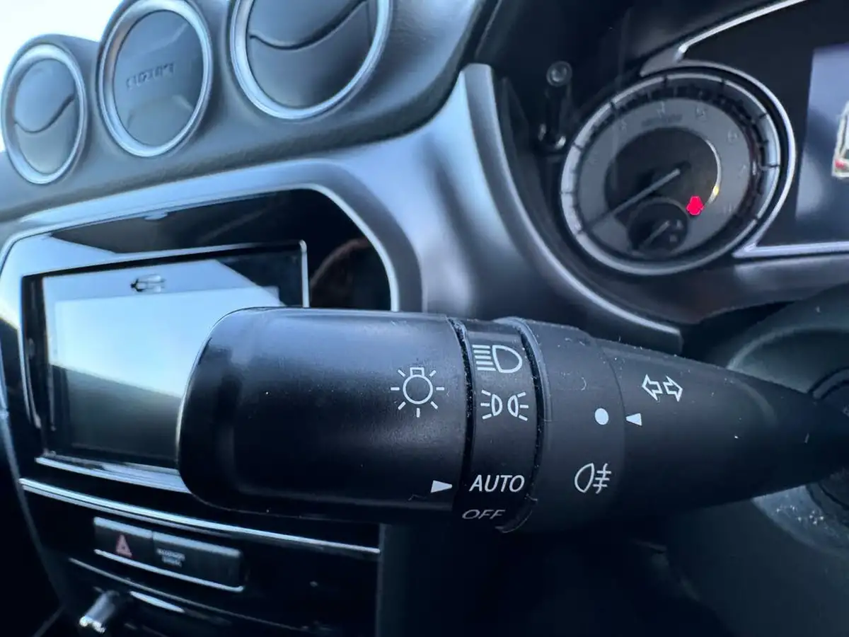 2022-suzuki-vitara-14-boosterjet-sz-t-big-23