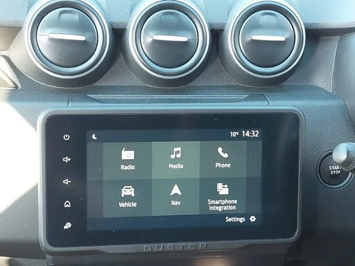 2023-dacia-duster-09-tce-journey-big-10