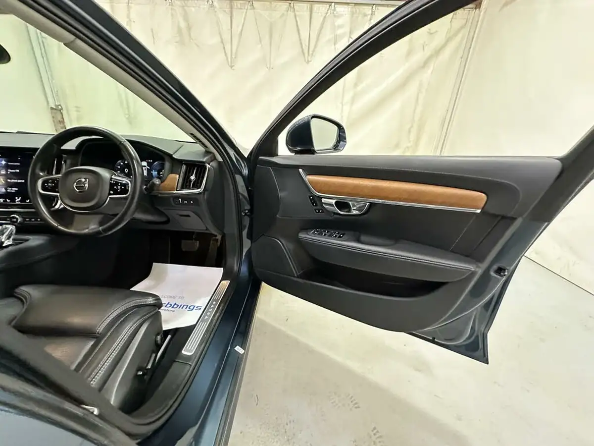 2020-volvo-v90-20-t8-inscription-plus-big-9