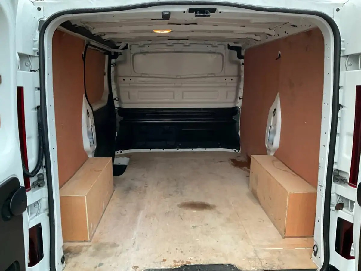 2022-renault-trafic-20dci-sl28-130-business-big-12