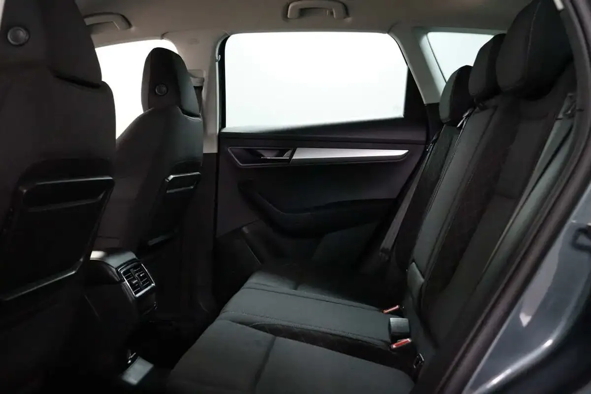 2019-skoda-karoq-16tdi-se-technology-big-30