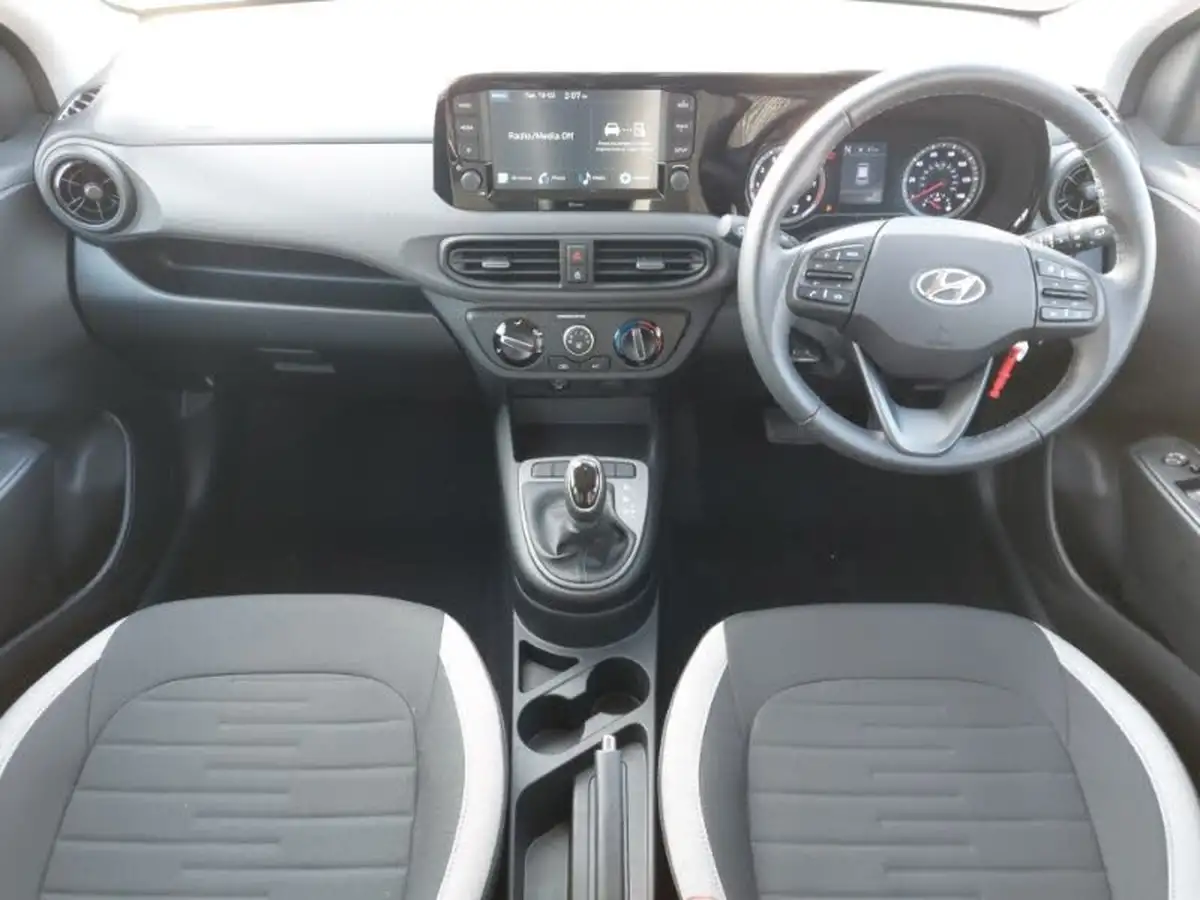 2023-hyundai-i10-12-se-connect-auto-big-2