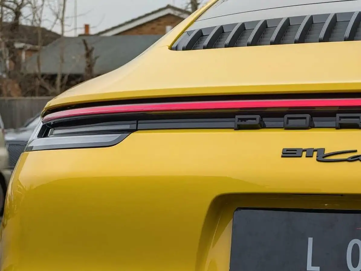 2024-porsche-911-30-carrera-gts-480ps-coupe-2981cc-pdk-big-14