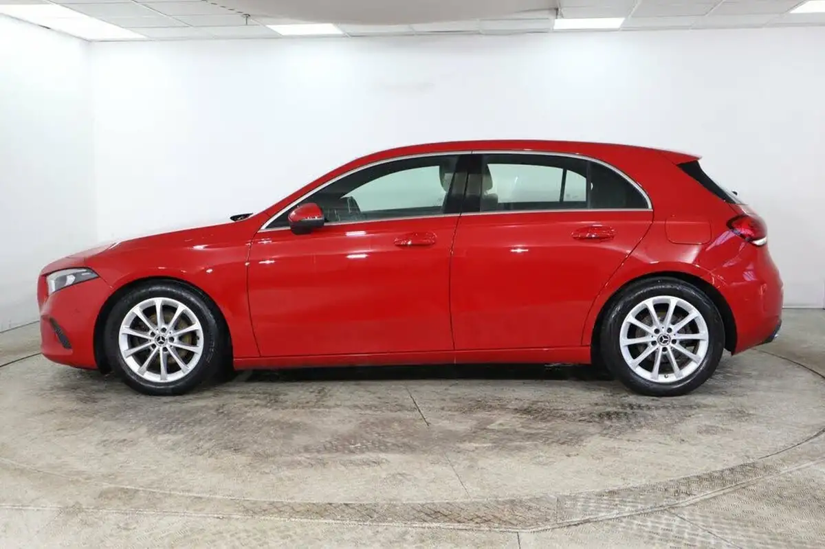 2019-mercedes-benz-a-class-15d-a180d-sport-executive-hatchback-5d-7g-dct-big-7