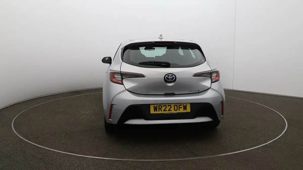 2022-toyota-corolla-18-vvt-i-icon-120bhp-trk-hatchback-5d-big-58